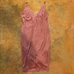 Forever 21 Velvet dress